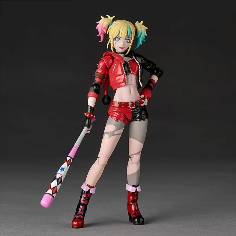 Model Kit Harley Quinn - نموذج شخصية هارلي كوين المفصلة من