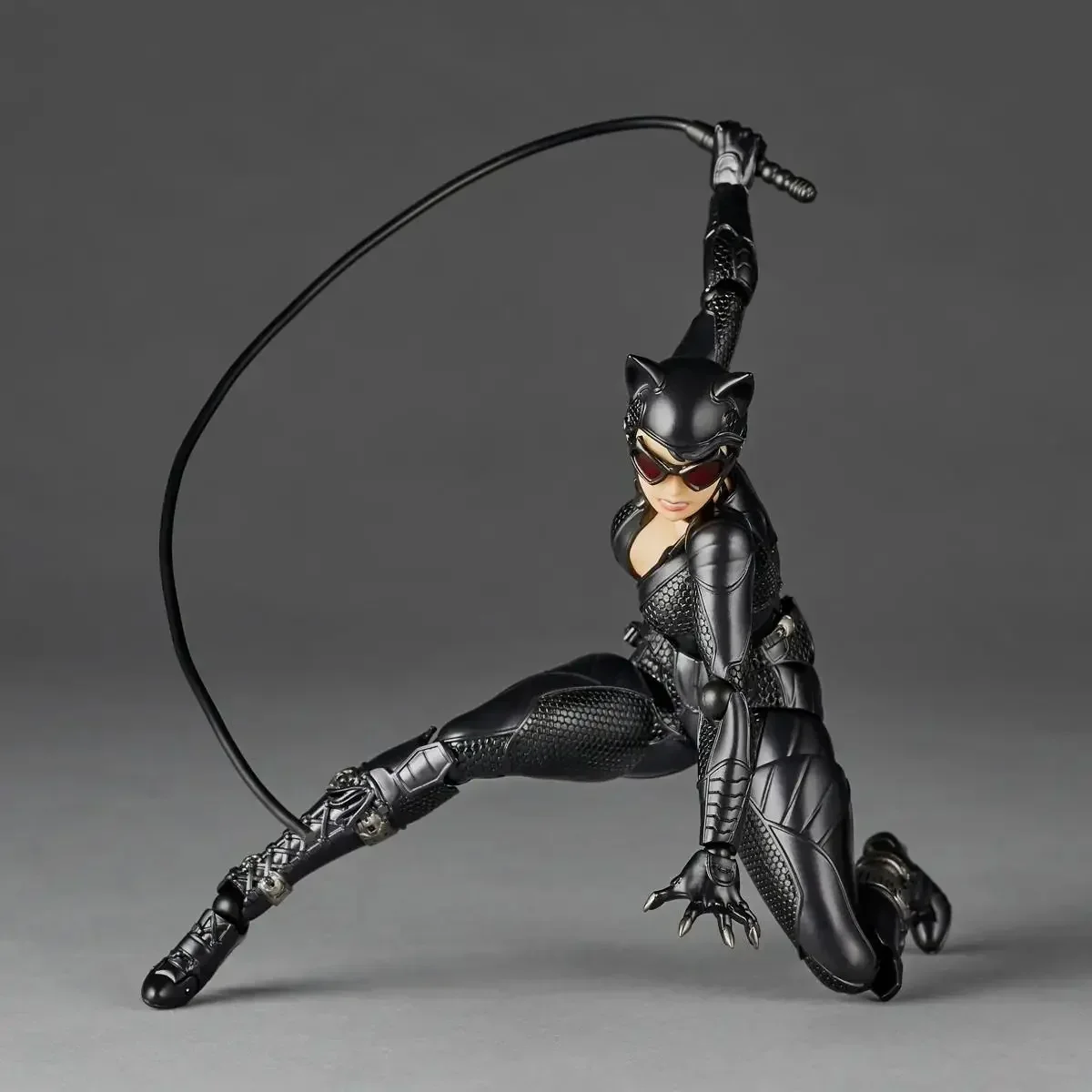 متوفر في المخزون مصنع Arkahm M - مراجعة Model Kit Harley Quinn وسعره