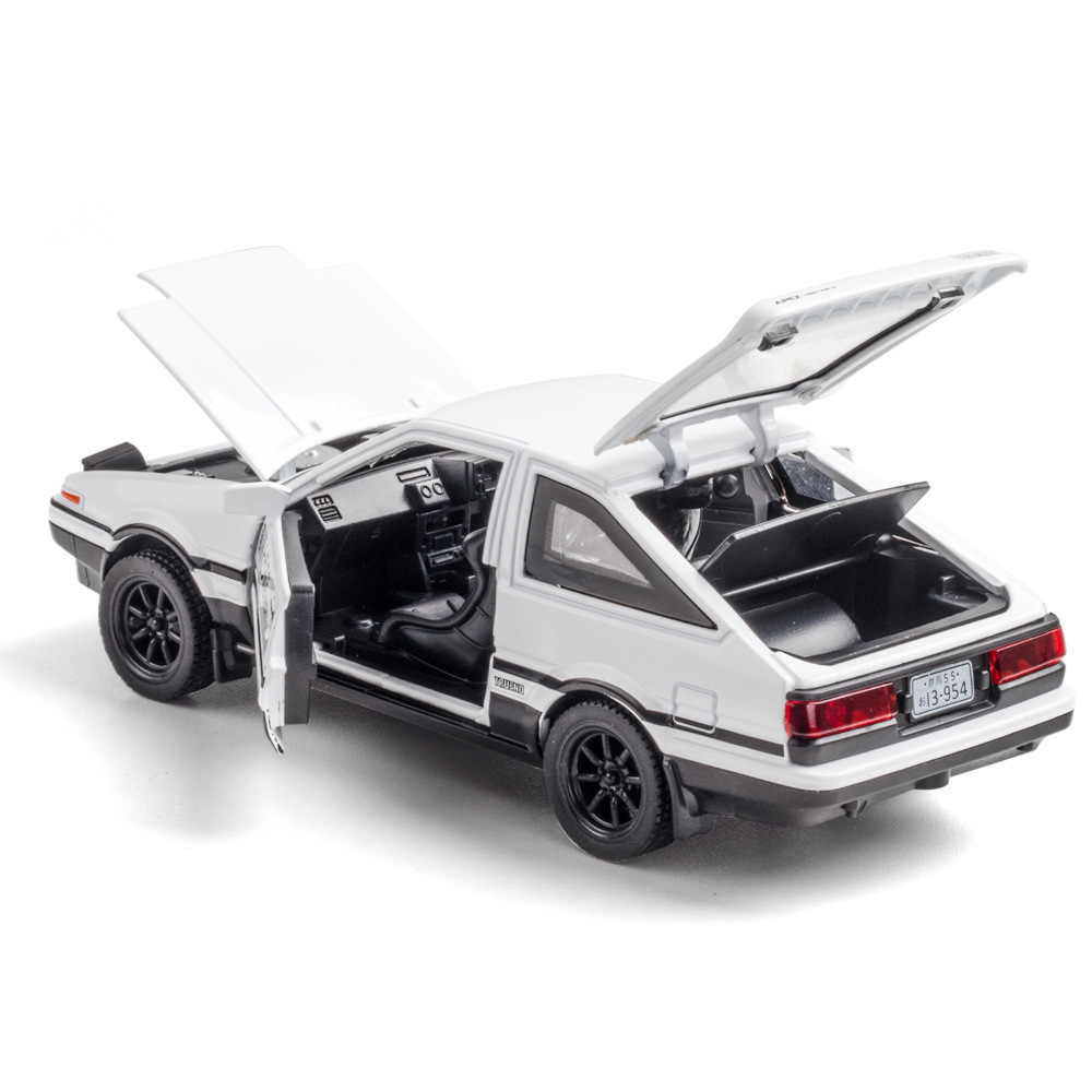 نموذج سيارة INITIAL D AE86 بمق - مراجعة Model Kit Ae86 وسعره