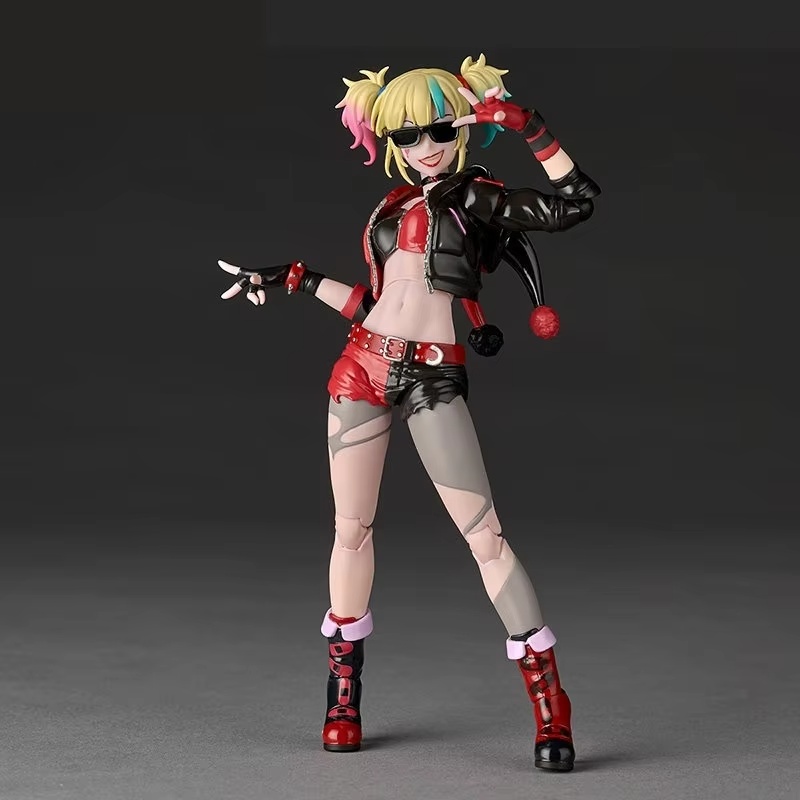 نموذج شخصية هارلي كوين المفصلة - مراجعة Model Kit Harley Quinn وسعره