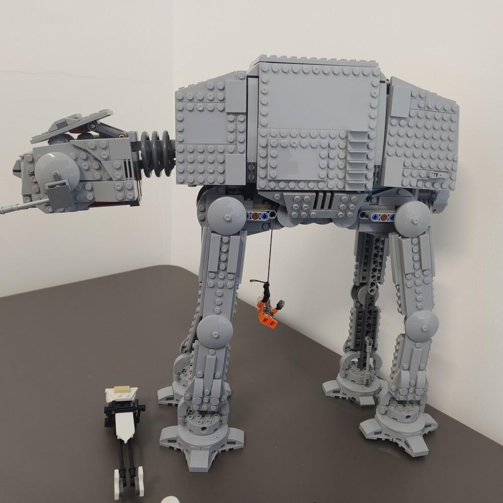 هوت تويز 1267 قطعة نموذج مكعبا - مراجعة Model Kit Runner وسعره