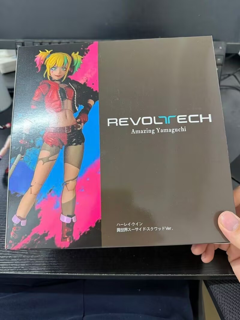 متوفر في المخزون: مجسم ريفولتك - مراجعة Model Kit Harley Quinn وسعره