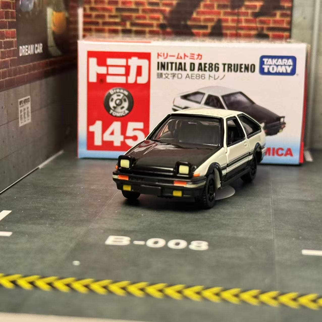 حلم توميكا رقم. 145 الأولي D A - مراجعة Model Kit Ae86 وسعره